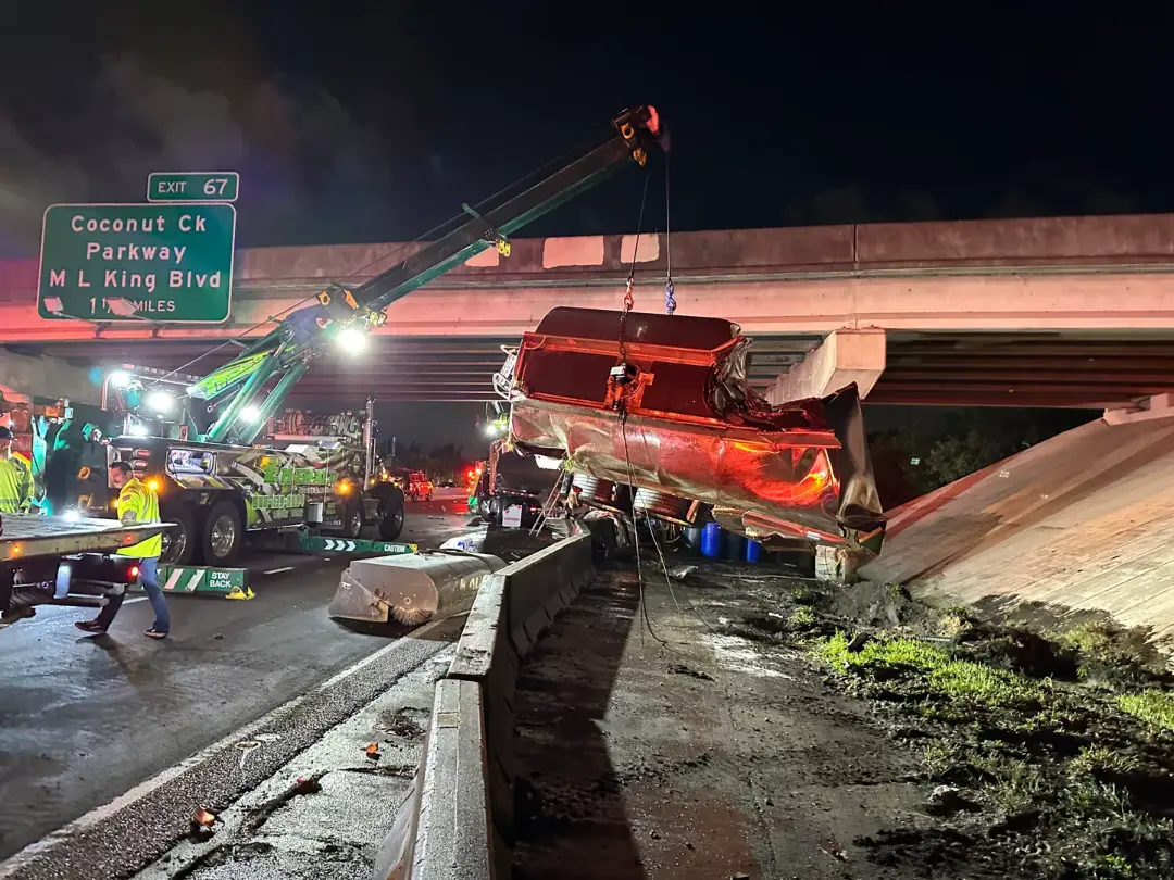 Services-Heavy-Duty-Towing (1)