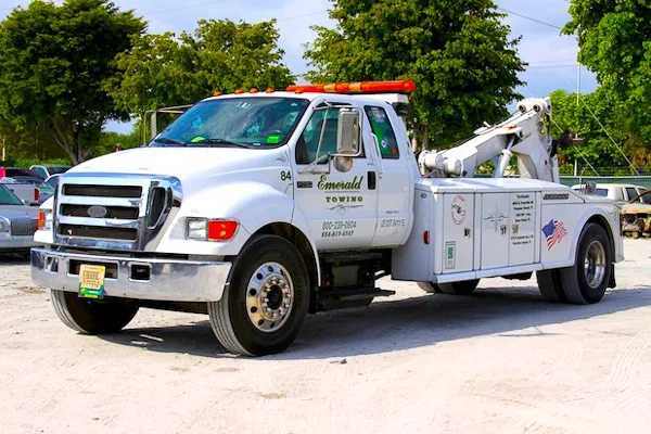 emerald-transportation-fleet-84